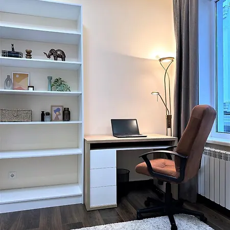 Spacious 2 Bedroom In Old Town Chisinau